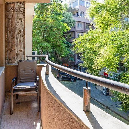 Апартаменти 1Bd Flat With A Garage - 5 Mins To The City Centre Пловдив Екстер'єр фото